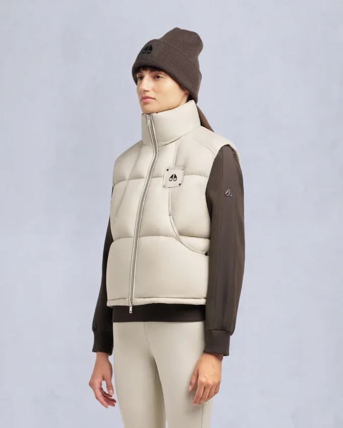 Akai Puffer Vest